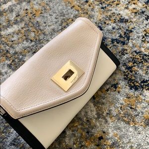 NEVER USED; KATE SPADE WALLET 🌟